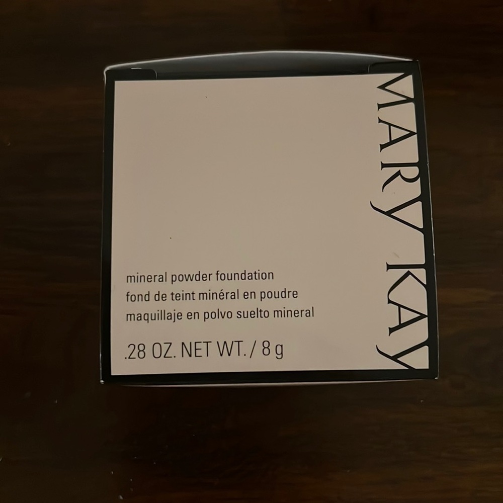 Mary Kay Mineral Powder Foundation-BEIGE 1